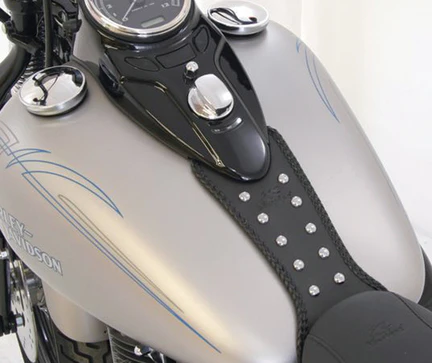 Tank Bib for Harley-Davidson Softail, FLSTSB Cross Bones 2008-2013 & FLSTC Heritage Classic 2009-2017 - Image 2